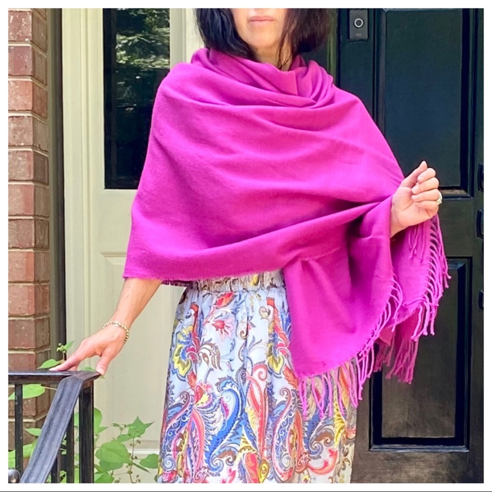 ✨RESTOCK✨CASHMERE DARK PINK  FRINGE SCARF/SHAWL - Picture 6 of 7